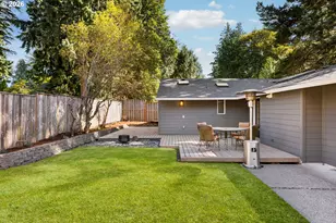 9942 SW 52nd Ave, Portland, OR 97219 - Photo 42