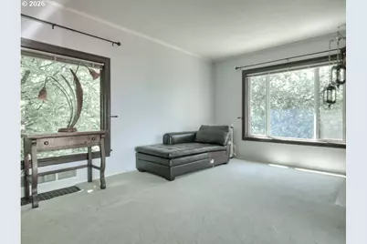 3801 SW Plum St, Portland, OR 97219 - Photo 4