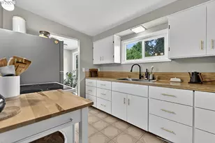 2078 Dewey St, Eugene, OR 97402 - Photo 10