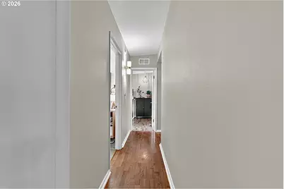 2078 Dewey St, Eugene, OR 97402 - Photo 14