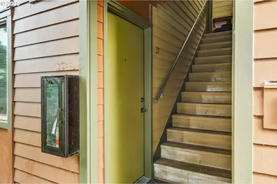 4653 NE Killingsworth St #27, Portland, OR 97218 - Photo 1