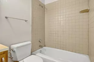 4653 NE Killingsworth St, Portland, OR 97218 - Photo 20