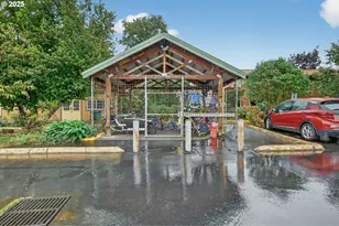 4653 NE Killingsworth St, Portland, OR 97218 - Photo 22