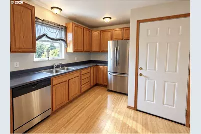 2280 Connecticut Ave, North Bend, OR 97459 - Photo 22