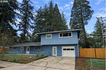 18655 SE Yamhill Cir, Portland, OR 97233 - Photo 2