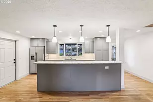 18655 SE Yamhill Cir, Portland, OR 97233 - Photo 16