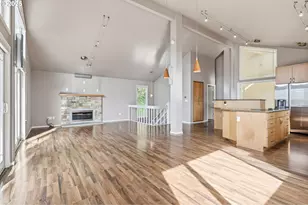 5239 N Emerson Dr, Portland, OR 97217 - Photo 20