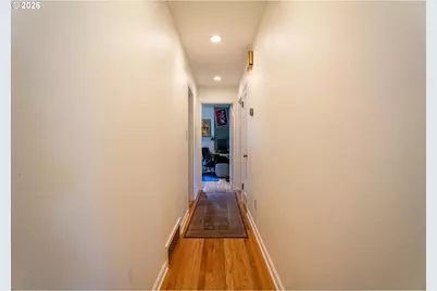 10316 NE Sacramento St, Portland, OR 97220 - Photo 12
