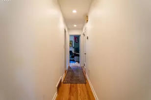 10316 NE Sacramento St, Portland, OR 97220 - Photo 12