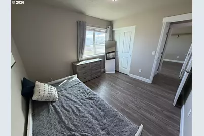 1464 NE Kenna Dr, Hermiston, OR 97838 - Photo 12