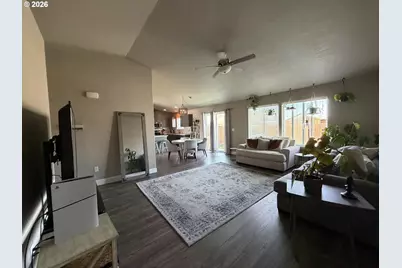 1464 NE Kenna Dr, Hermiston, OR 97838 - Photo 8
