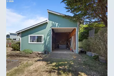 1232 NW Nye St, Newport, OR 97365 - Photo 32