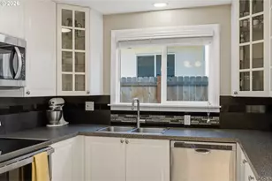 7434 SE 51st Ave, Portland, OR 97206 - Photo 12