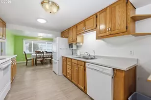 186 40th St, Springfield, OR 97478 - Photo 8