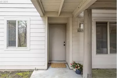 10031 SW Trapper Ter, Beaverton, OR 97008 - Photo 2