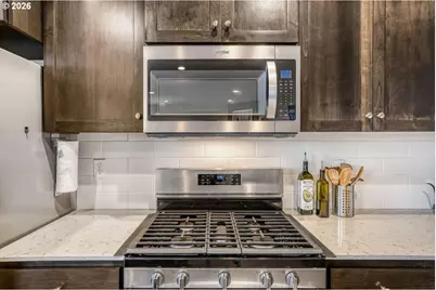 9341 N Alder St, Camas, WA 98607 - Photo 12