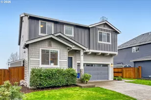 9341 N Alder St, Camas, WA 98607 - Photo 2