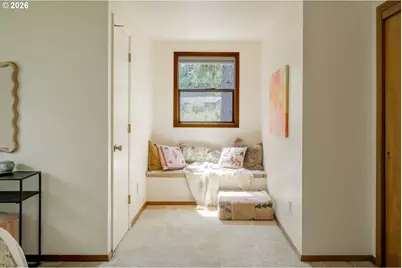 8740 SW Washington Dr, Portland, OR 97223 - Photo 18