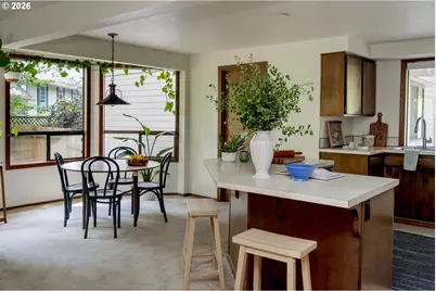 8740 SW Washington Dr, Portland, OR 97223 - Photo 30
