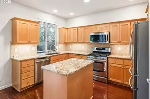 12845 SW Kraft Pl, Portland, OR 97223 - Photo 8