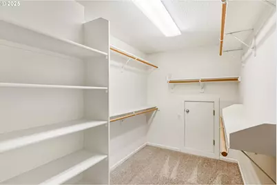 12845 SW Kraft Pl, Portland, OR 97223 - Photo 16