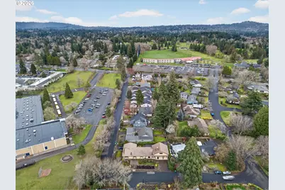 8050 SW 103rd Ave, Beaverton, OR 97008 - Photo 46