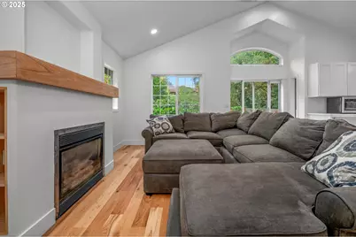 6512 SW Taylors Ferry Rd, Portland, OR 97223 - Photo 4