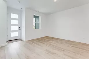 8399 SE Blanton St, Hillsboro, OR 97123 - Photo 2