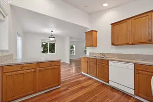 20510 NE Shore View Dr, Fairview, OR 97024 - Photo 22