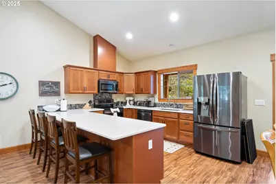 303 S Marine St, Rockaway Beach, OR 97136 - Photo 12