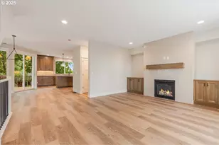 460 SE Haddock Ln, Hillsboro, OR 97123 - Photo 12