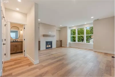 460 SE Haddock Ln, Hillsboro, OR 97123 - Photo 10