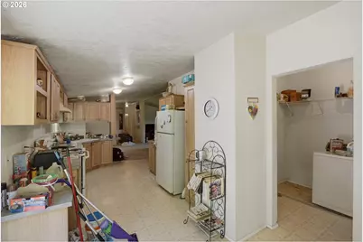 49629 Highway 242, Broadbent, OR 97414 - Photo 22