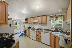 49629 Hwy 242, Broadbent, OR 97414 - Photo 18