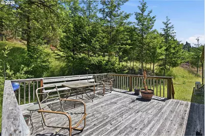 49629 Highway 242, Broadbent, OR 97414 - Photo 34