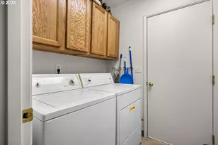 1926 NE Sams Loop, Bend, OR 97701 - Photo 14