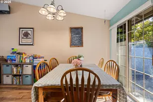 440 W Agee St, Roseburg, OR 97471 - Photo 12