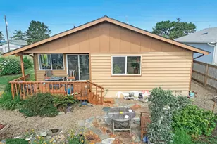 2413 NW Bayshore Loop, Waldport, OR 97394 - Photo 24
