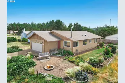 2413 NW Bayshore Loop, Waldport, OR 97394 - Photo 28
