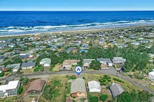 2413 NW Bayshore Loop, Waldport, OR 97394 - Photo 2