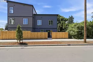 2701 SE 85th Ave, Portland, OR 97266 - Photo 1