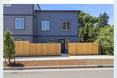 2701 SE 85th Ave #B, Portland, OR 97266 - Photo 2
