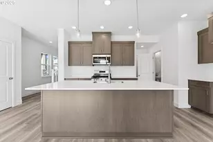 922 Rosebud Ct, Forest Grove, OR 97116 - Photo 16