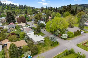381 NE Wisconsin St, White Salmon, WA 98672 - Photo 38