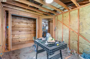 381 NE Wisconsin St, White Salmon, WA 98672 - Photo 32