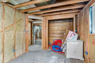 381 NE Wisconsin St, White Salmon, WA 98672 - Photo 30
