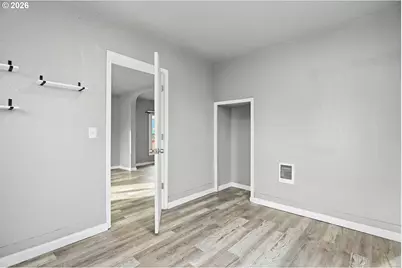 417 E Court St, Goldendale, WA 98620 - Photo 6