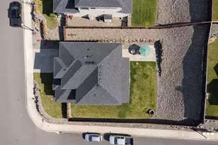 703 E Tanoak Ave, La Center, WA 98629 - Photo 40