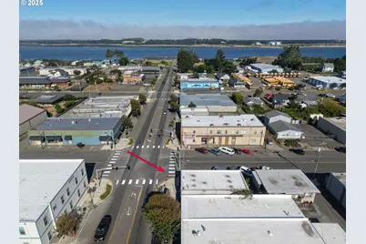 702 Newmark Ave, Coos Bay, OR 97420 - Photo 24