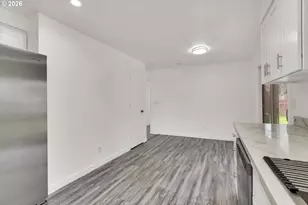 597 SE 13th Ave, Hillsboro, OR 97123 - Photo 14